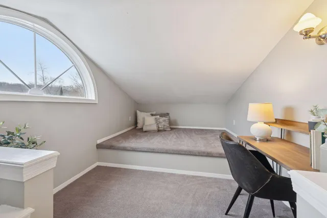 $385,000 | 520 Hanlon Avenue, Wayzata, MN 55391