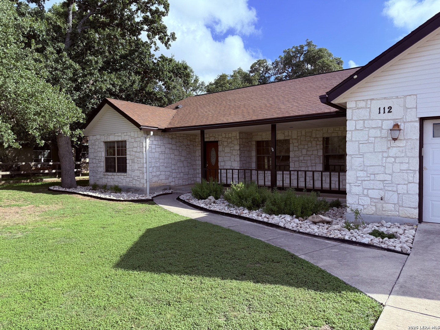 112 Ranger Drive Boerne, TX 78006 - Photo 2 of 30