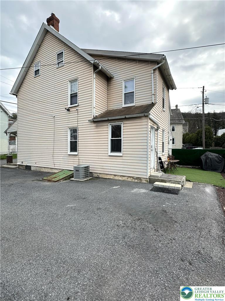 655 Hess Street Bethlehem, PA 18015 - Photo 17 of 18