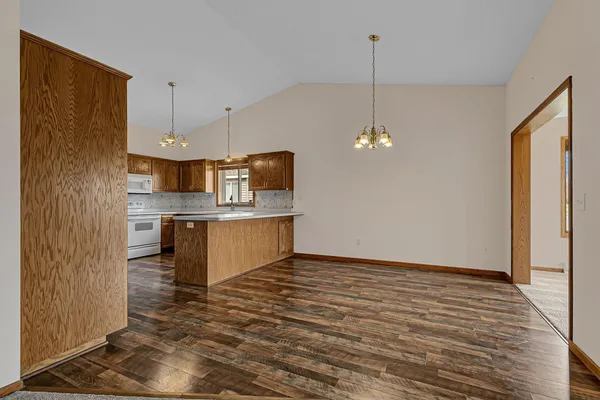 $300,000 | 856 Aspen Circle, Waite Park, MN 56387