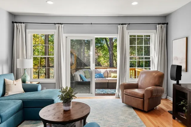 $895,000 | 14 Iris Court, Unit 14, Canton, MA 02021