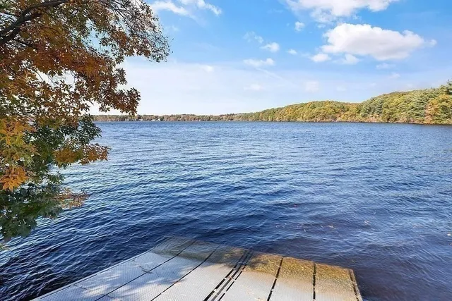 $895,000 | 14 Iris Court, Unit 14, Canton, MA 02021