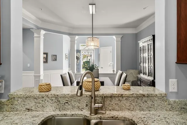 $895,000 | 14 Iris Court, Unit 14, Canton, MA 02021