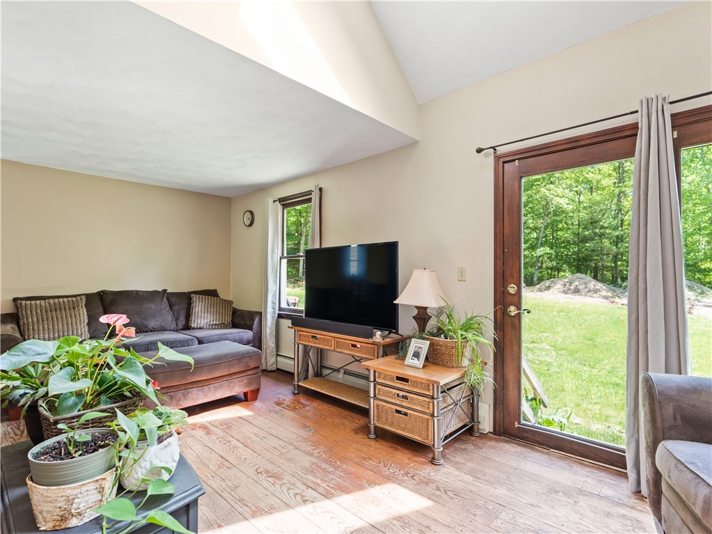 84 Wakefield Road Burrillville, RI 02859 - Photo 7 of 20 Gallery Image 7