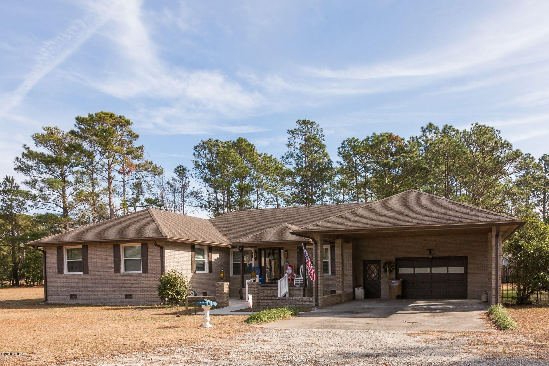 119 Watts Landing Road Hampstead, NC 28443 - Photo 1 of 21 1