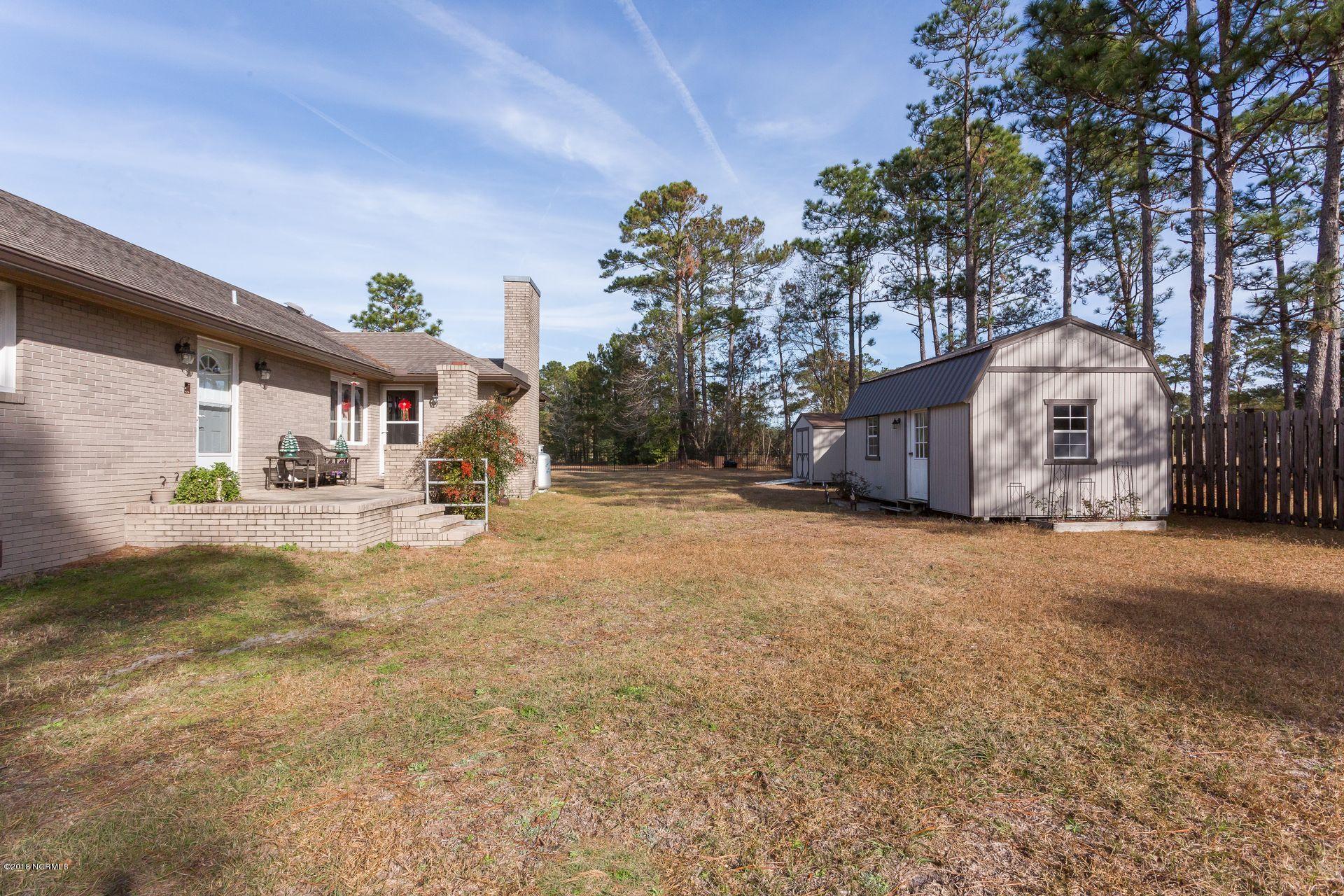 119 Watts Landing Road Hampstead, NC 28443 - Photo 19 of 21 35