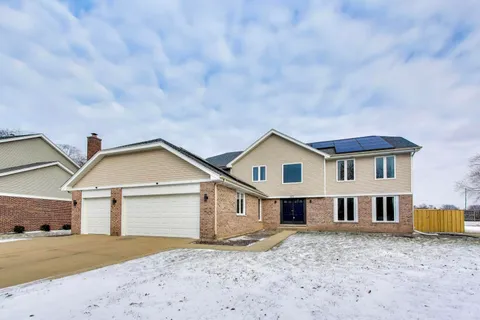 $565,000 | 673 Newkirk Lane, Palatine, IL 60074