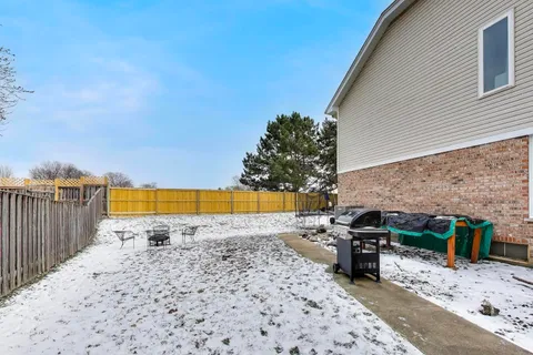 $565,000 | 673 Newkirk Lane, Palatine, IL 60074
