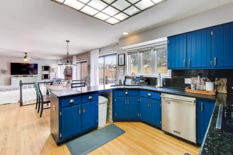 $565,000 | 673 Newkirk Lane, Palatine, IL 60074