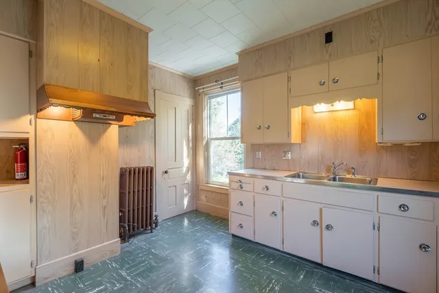 $550,000 | 256 Main Street, Spencer, MA 01562