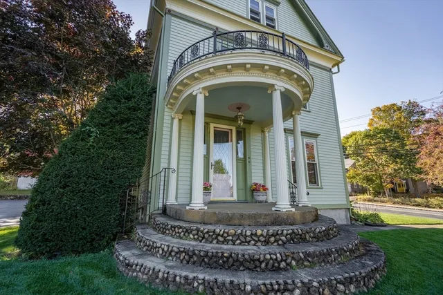 $550,000 | 256 Main Street, Spencer, MA 01562