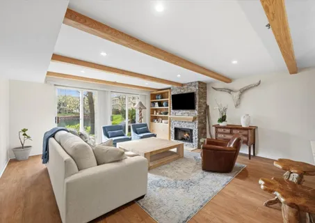 $649,000 | 1040 Arbor Lane, Northfield, IL 60093