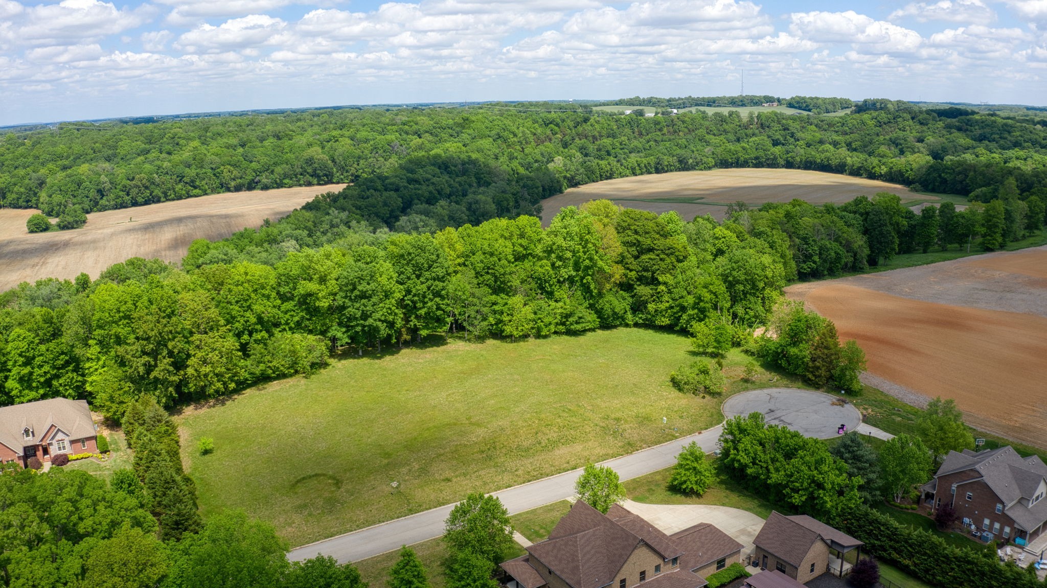 24 Port Royal Estate Adams, TN 37010 - Photo 2 of 37