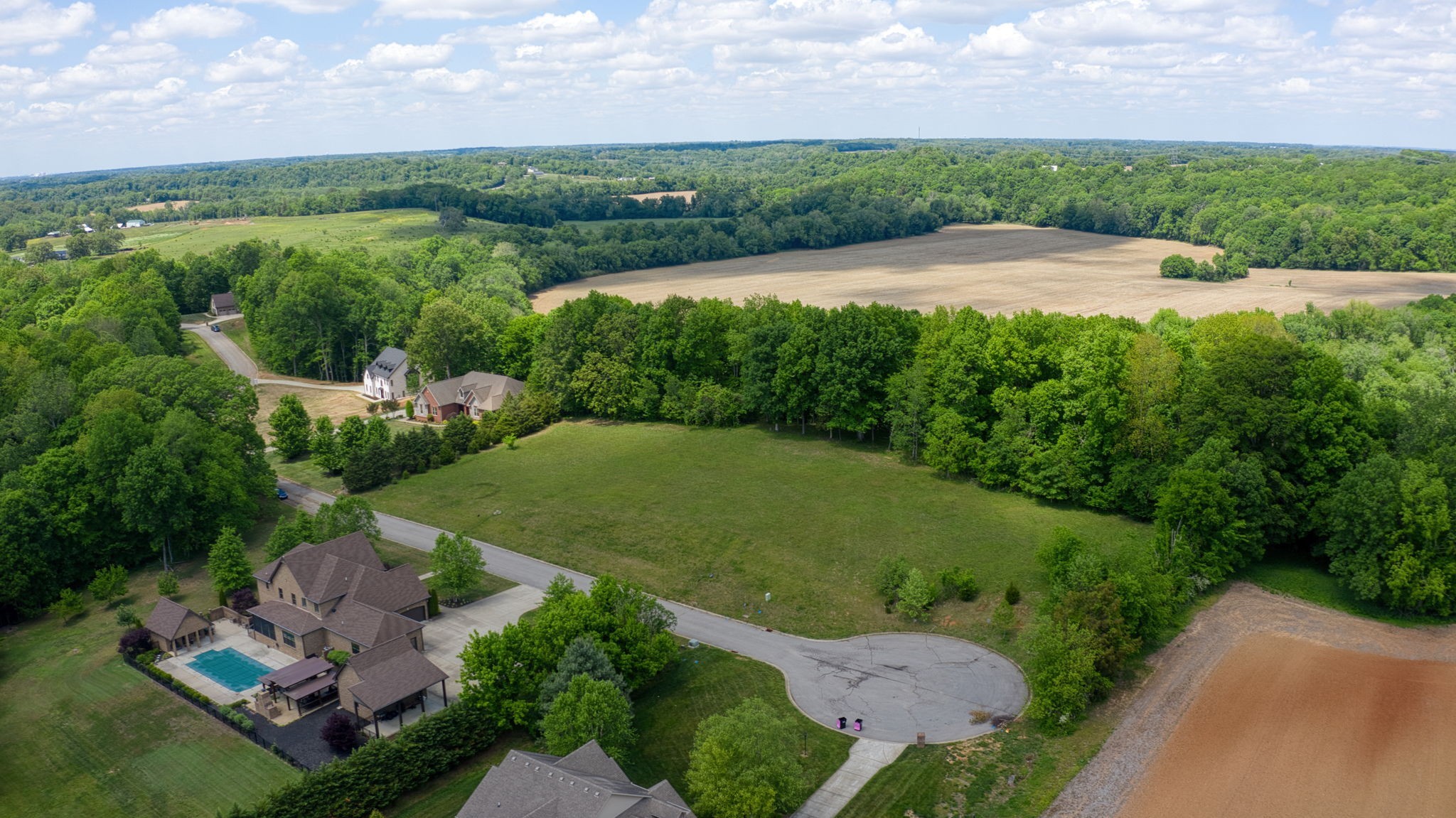 24 Port Royal Estate Adams, TN 37010 - Photo 5 of 37 an aerial view of a houses with outdoor space and street view
