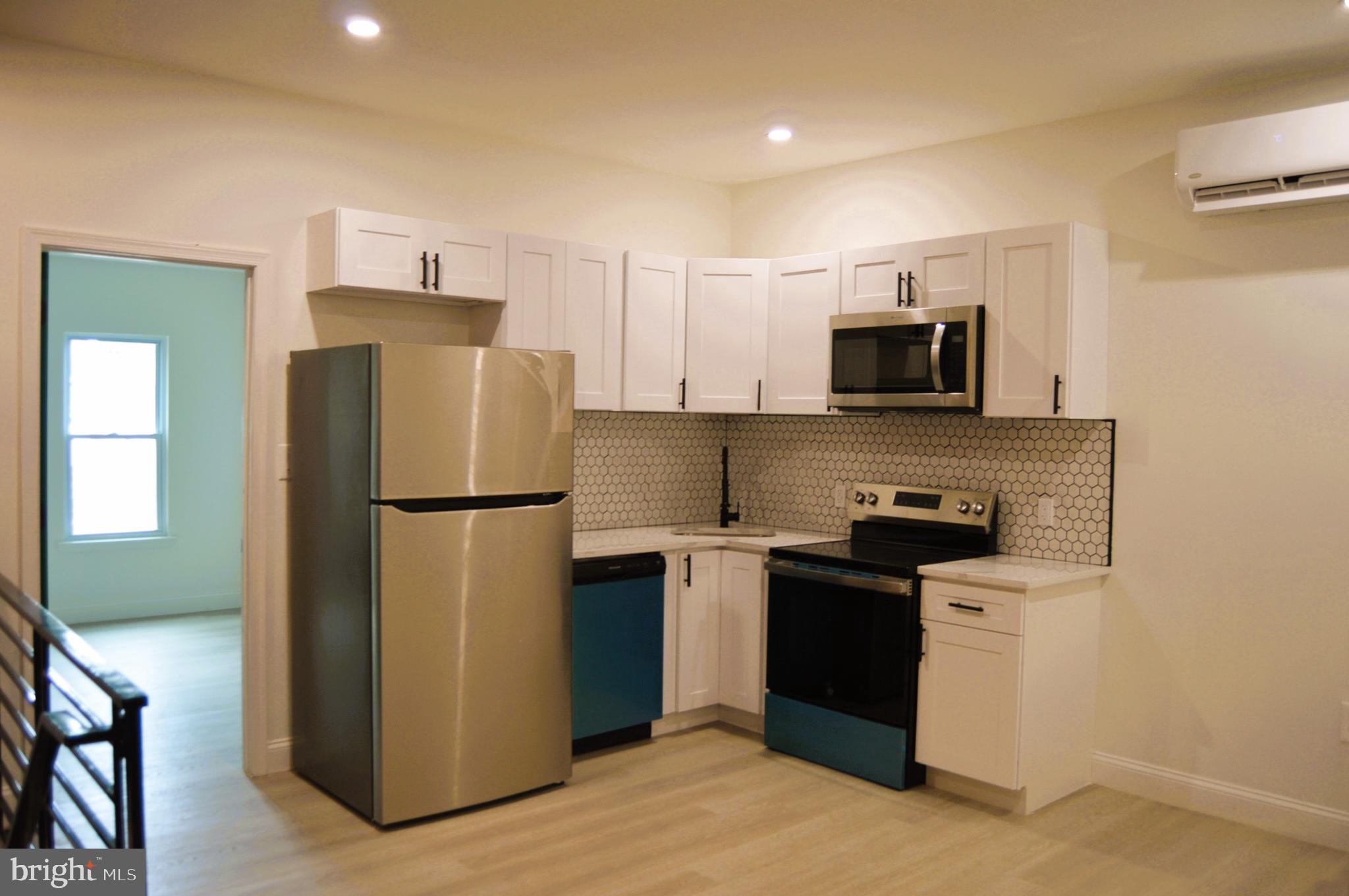 5836 Brush Road, Unit B Philadelphia, PA 19138 - Photo 4 of 19