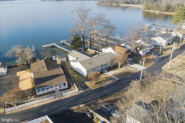 $779,900 | 22393 St Clements Avenue, Leonardtown, MD 20650