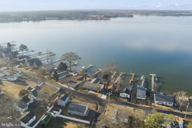 $779,900 | 22393 St Clements Avenue, Leonardtown, MD 20650