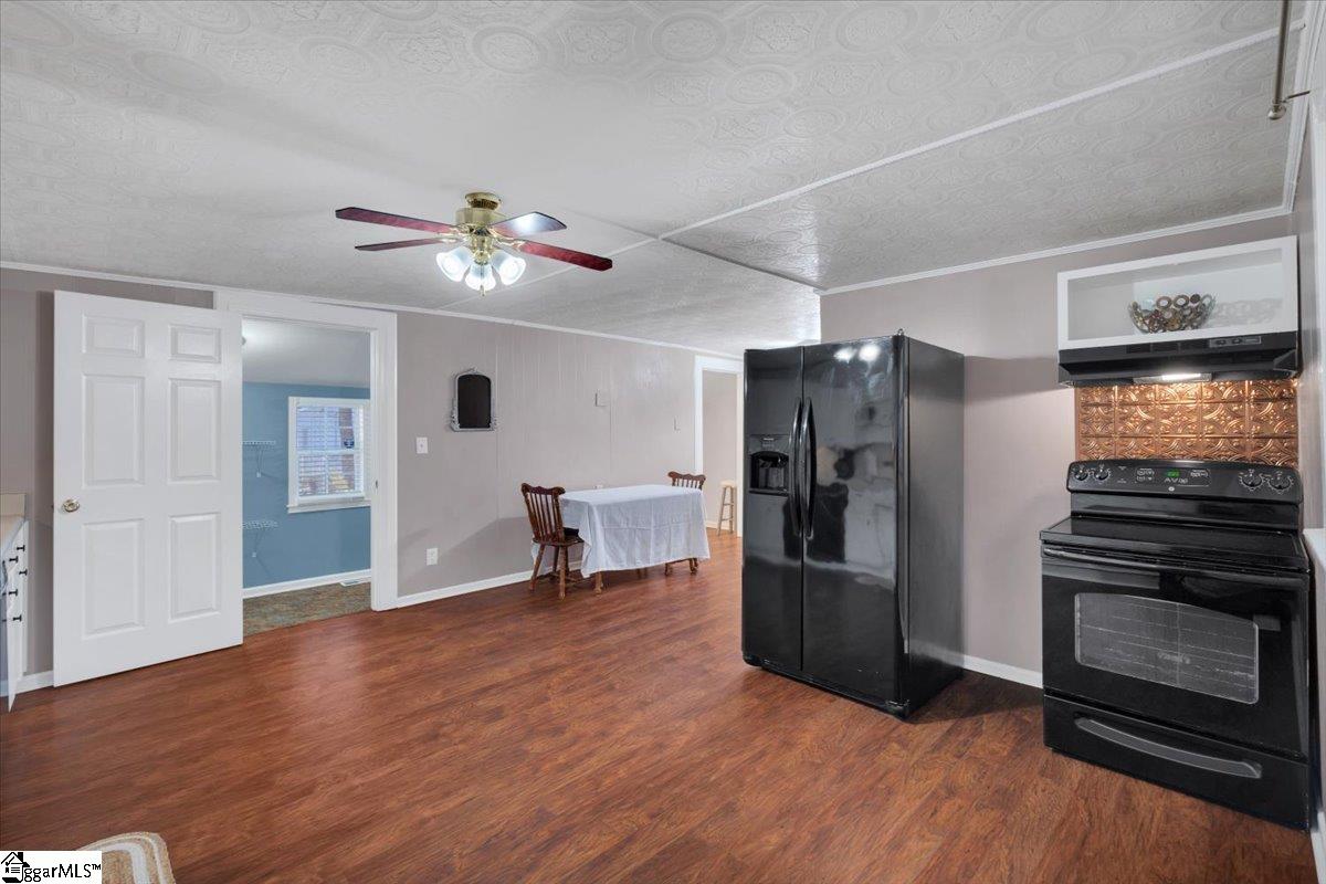 411 Blue Ridge Street Easley, SC 29640 - Photo 11 of 27 Gallery Image 11
