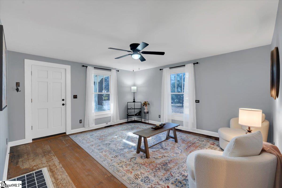 411 Blue Ridge Street Easley, SC 29640 - Photo 6 of 27 Gallery Image 6