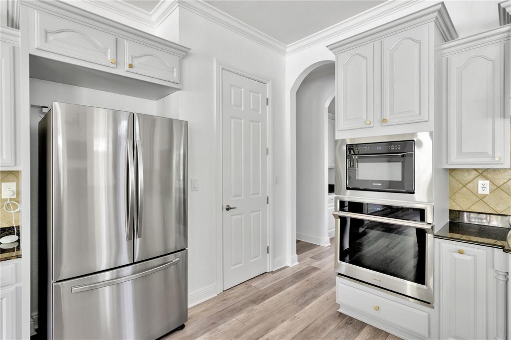 10548 Broadland Pass Thonotosassa, FL 33592 - Photo 16 of 35