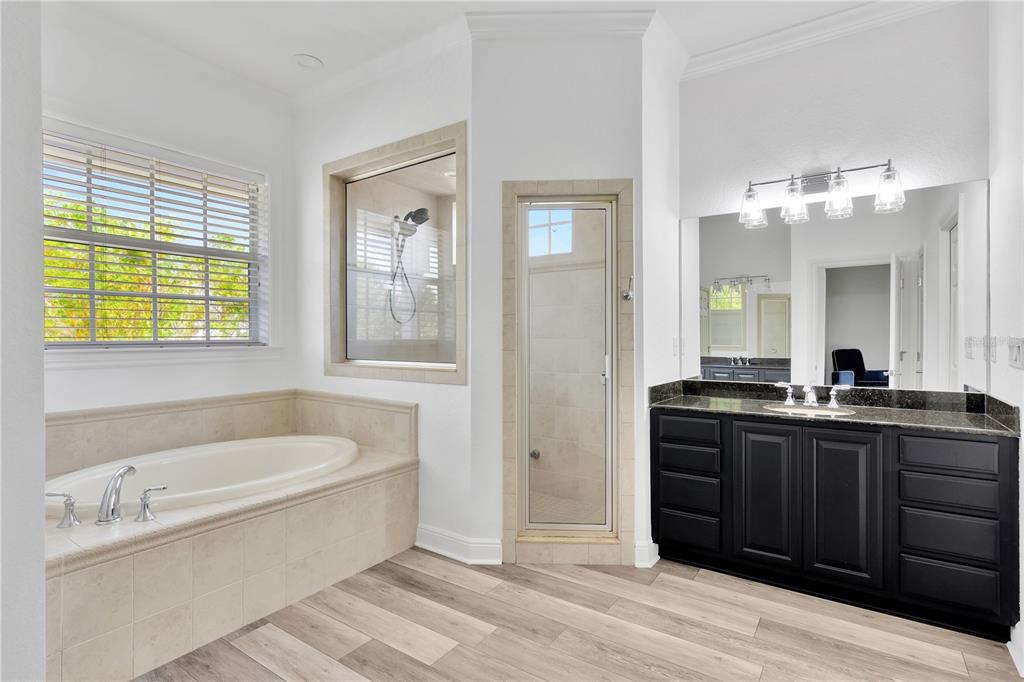 10548 Broadland Pass Thonotosassa, FL 33592 - Photo 22 of 35