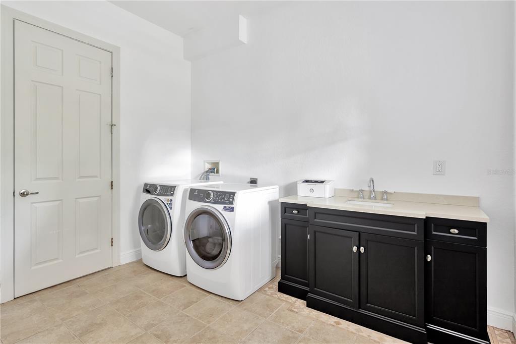 10548 Broadland Pass Thonotosassa, FL 33592 - Photo 29 of 35