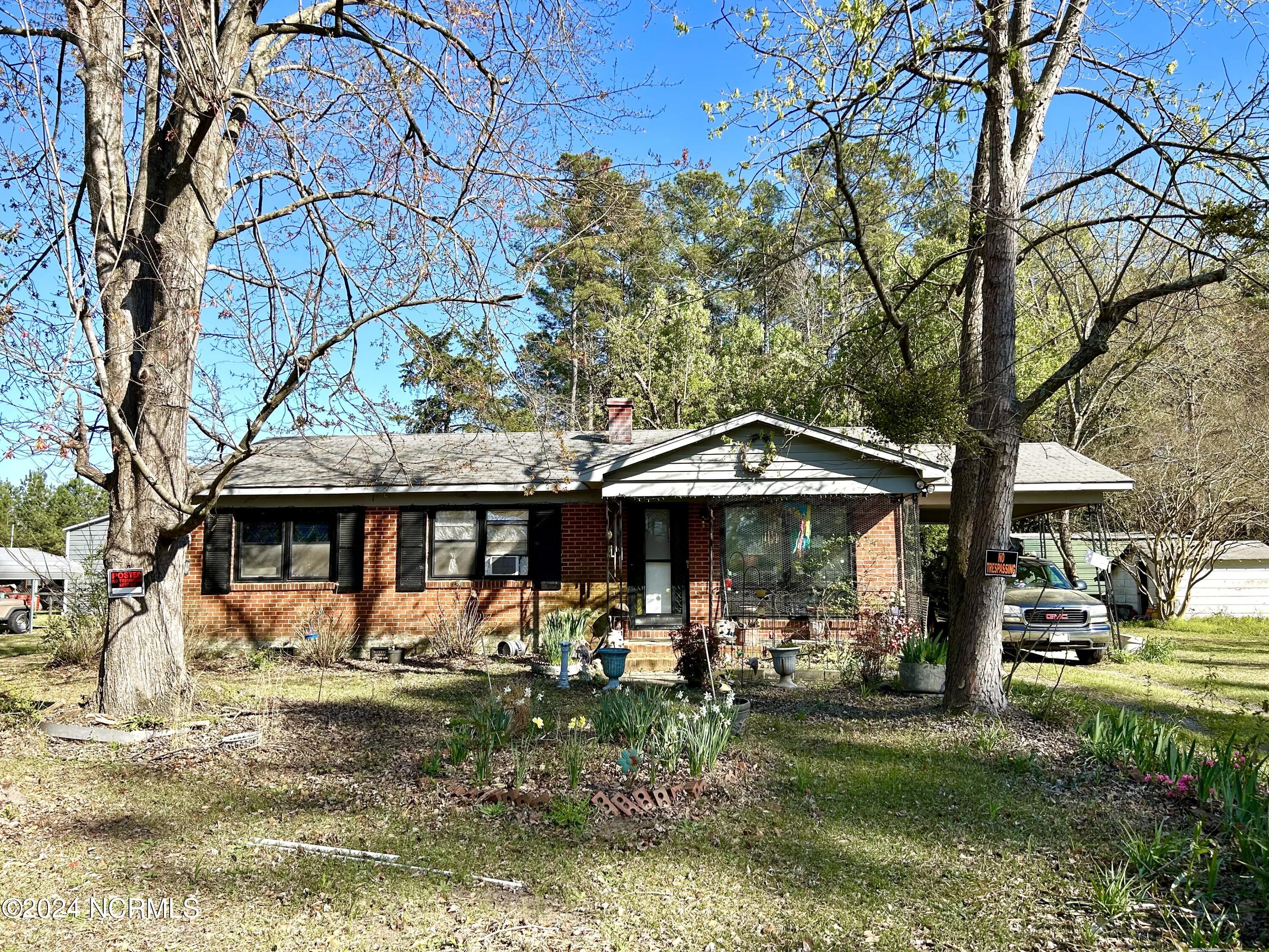 10801 Turnpike Road Laurinburg, NC 28352 - Photo 2 of 8 IMG_3624
