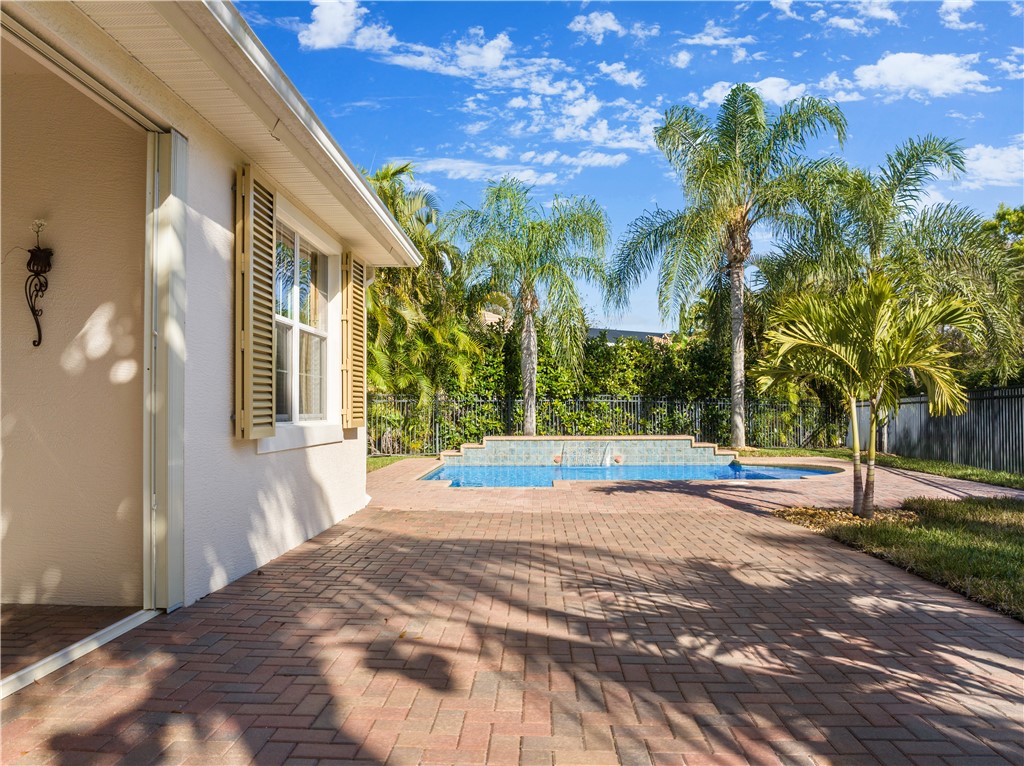 4231 Diamond Square Vero Beach, FL 32967 - Photo 25 of 28 a view of a house with basketball court