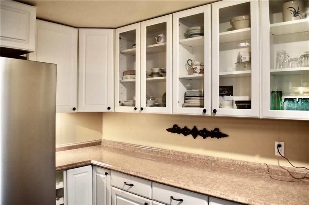 521 Kelso Road Pittsburgh, PA 15243 - Photo 8 of 22 Gallery Image 8
