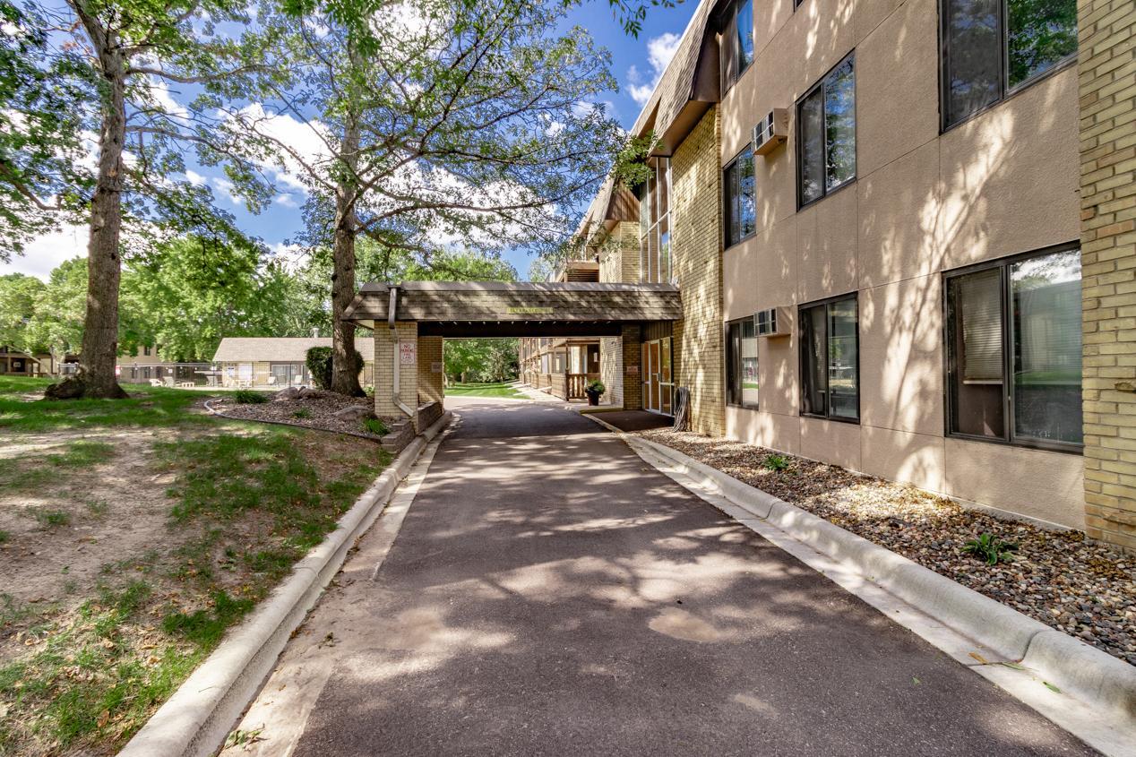 3431 Kent Street, Unit 708 Shoreview, MN 55126 - Photo 34 of 44