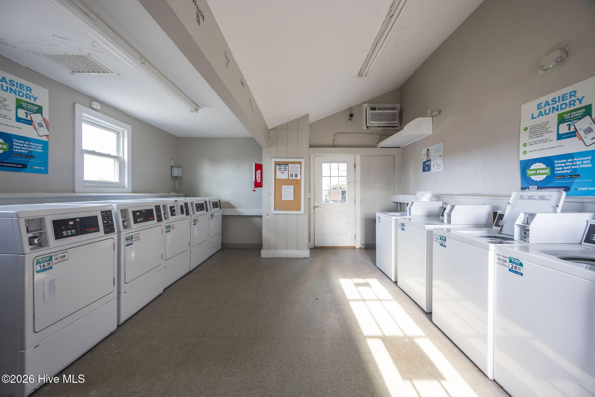 2182 New River Inlet Road, Unit 372 North Topsail Beach, NC 28460 - Photo 19 of 28 41-web-or-mls-IMG_9924