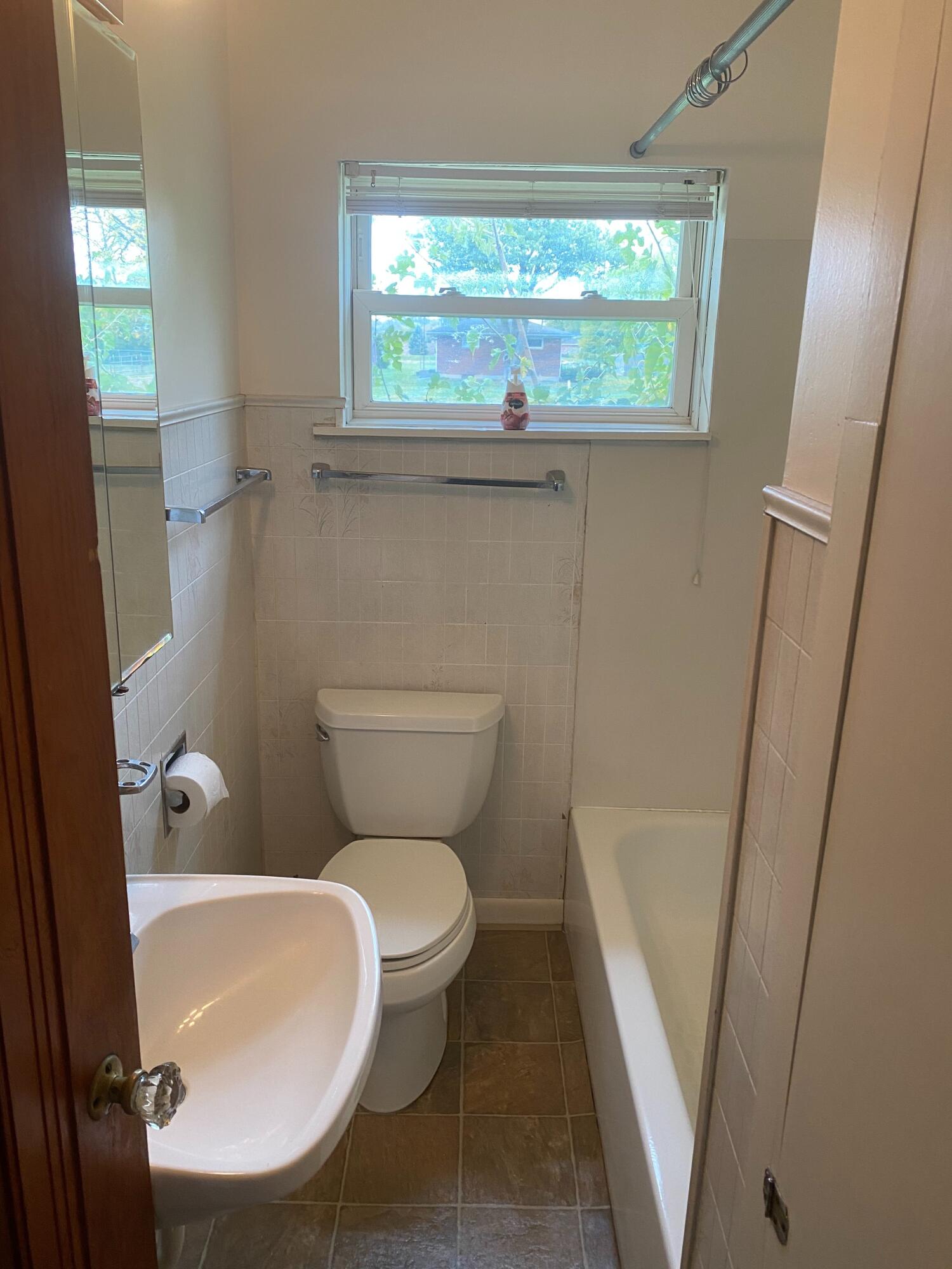 890 Alta Road Springfield, OH 45503 - Photo 8 of 20