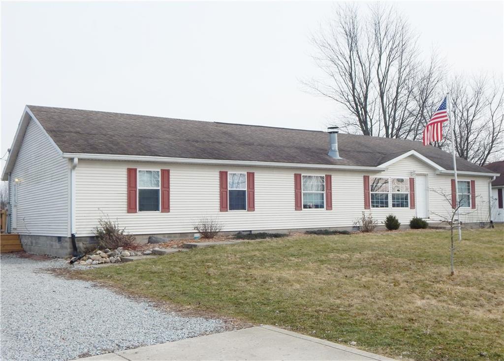 136 Bess Boulevard Pendleton, IN 46064 - Photo 1 of 16 Gallery Image 1