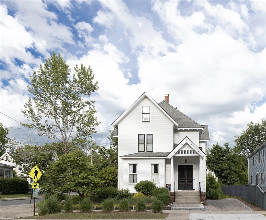 209 Walnut Street, Unit 1 Newton, MA 02460 - Photo 1 of 40