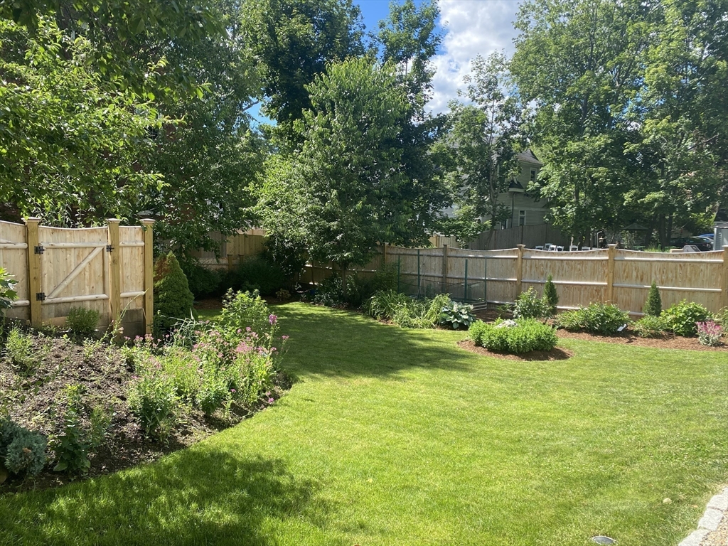 209 Walnut Street, Unit 1 Newton, MA 02460 - Photo 34 of 40