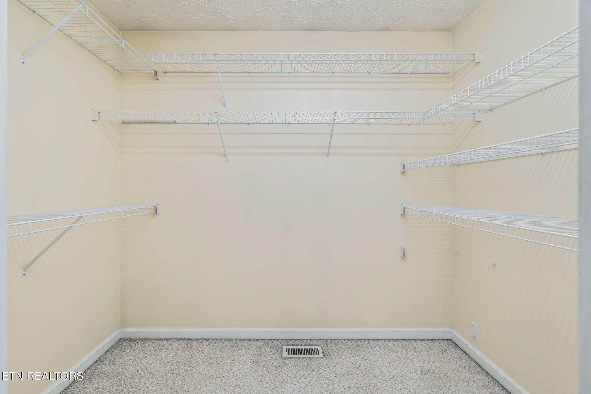 8533 Constance Way Knoxville, TN 37923 - Photo 17 of 30 a view of a room