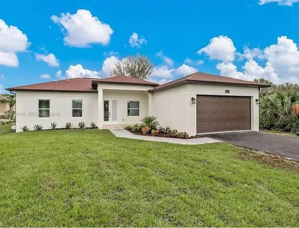 $485,000 | 3642 32nd Avenue Southeast, Naples, FL 34117