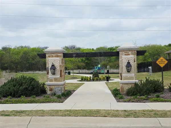 $1,799 | 204 Griffith Drive, Unit 17, Princeton, TX 75407