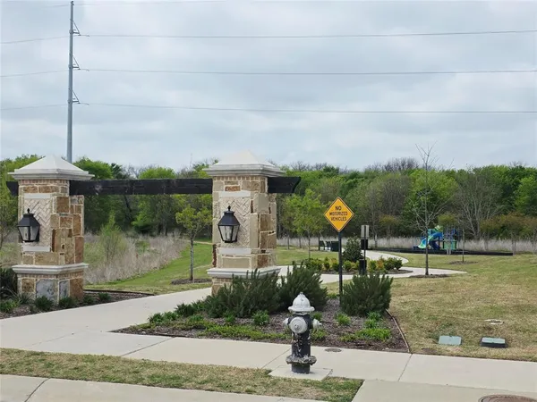 $1,799 | 204 Griffith Drive, Unit 17, Princeton, TX 75407