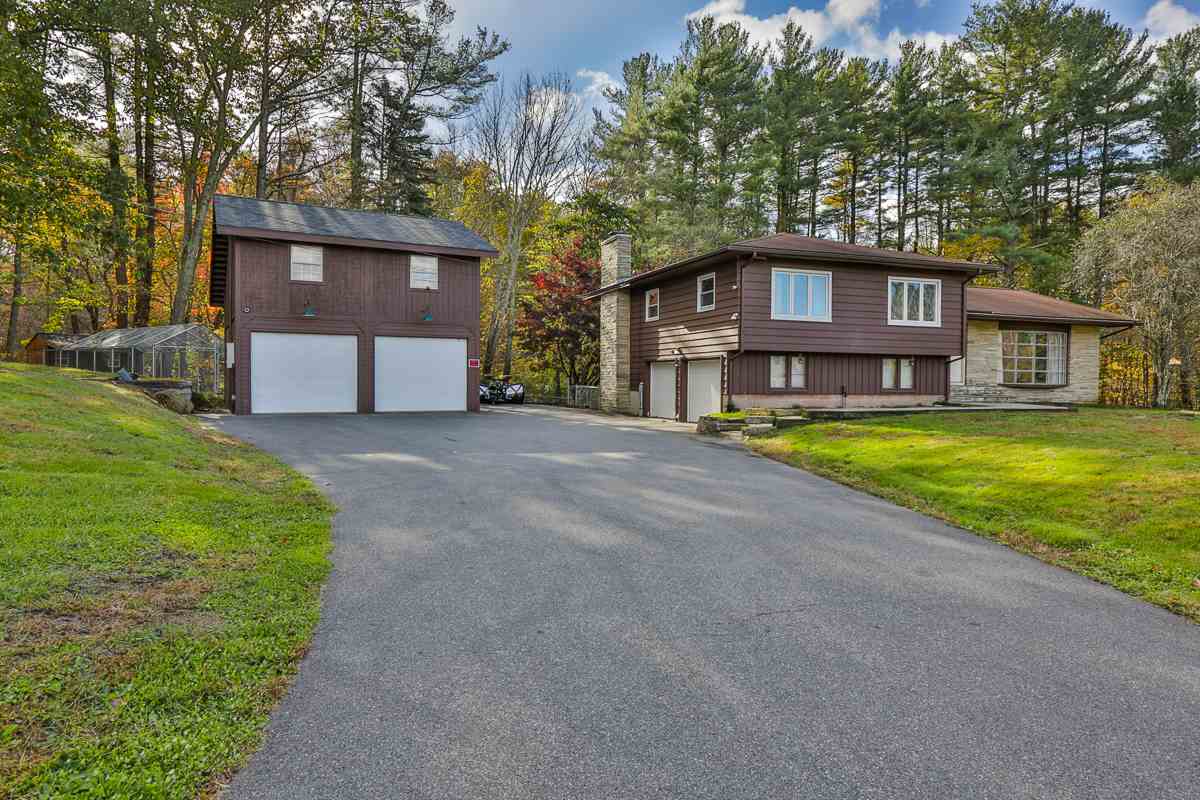17 Humphrey Road Derry, NH 03038 - Photo 15 of 40