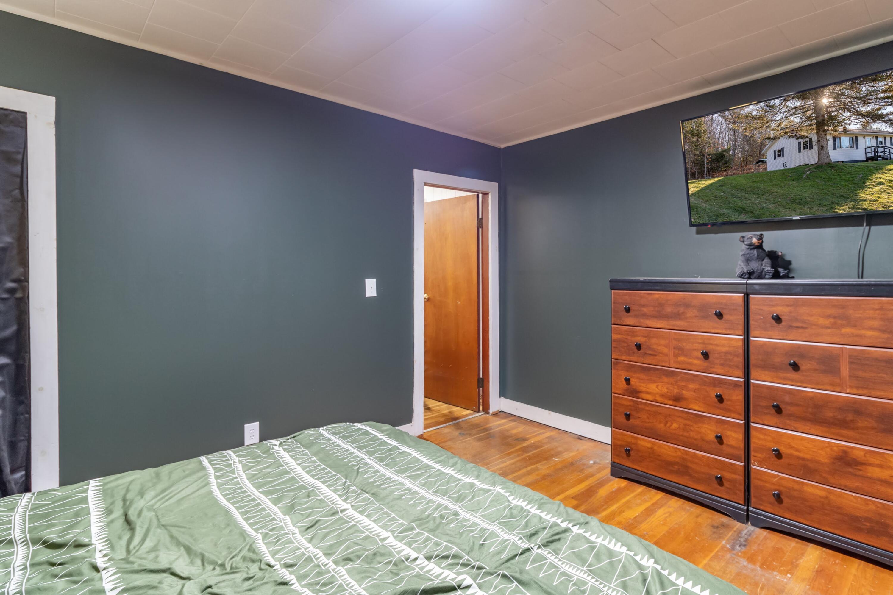 1114 River Road Orrington, ME 04474 - Photo 24 of 37 1114 River Road Interiors-11