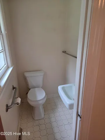 $156,900 | 275 Sand Hill Road, Dover, NC 28526