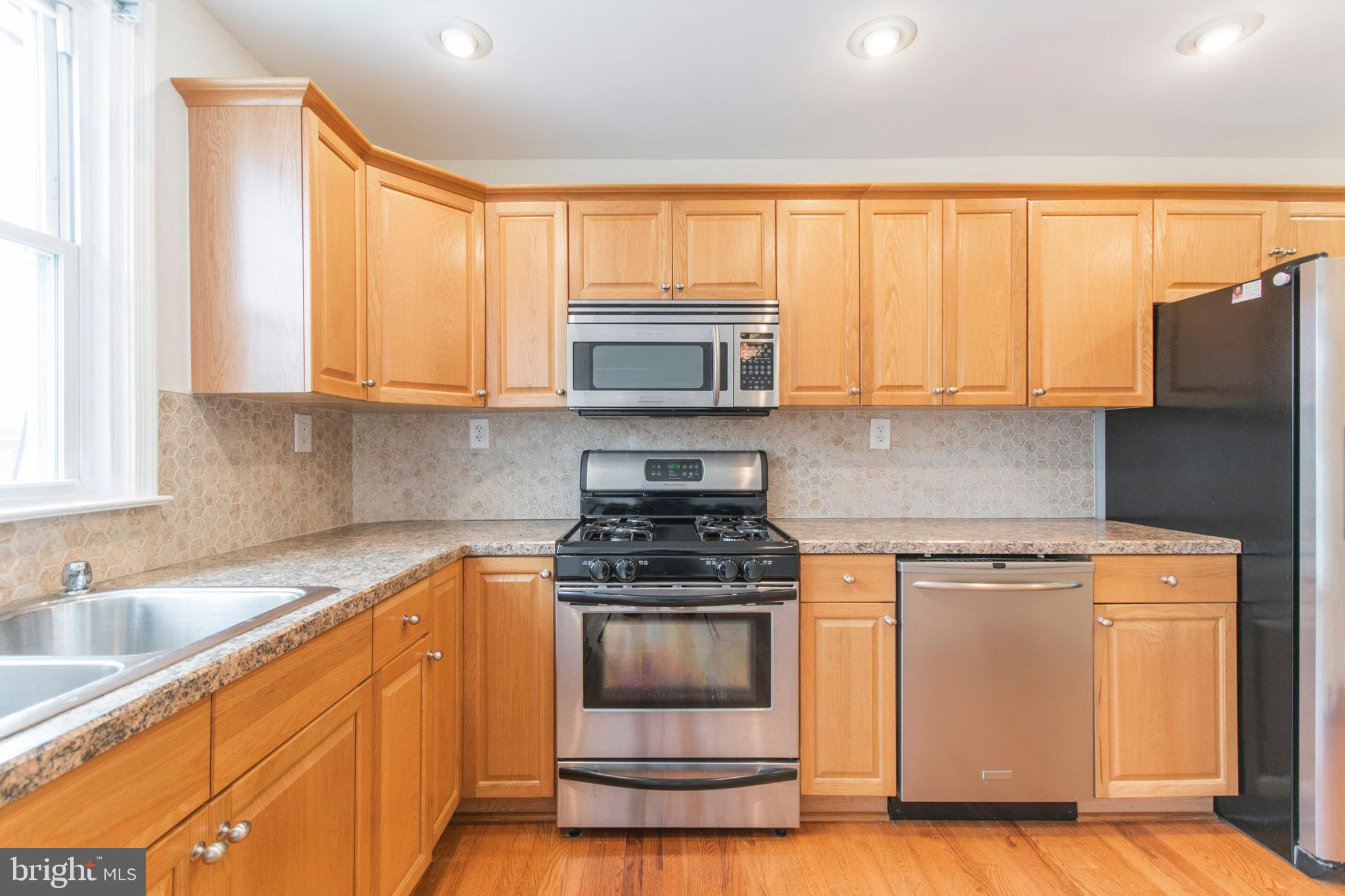 8612 Rugby Street Philadelphia, PA 19150 - Photo 4 of 25 Stainless Steel Appliances
