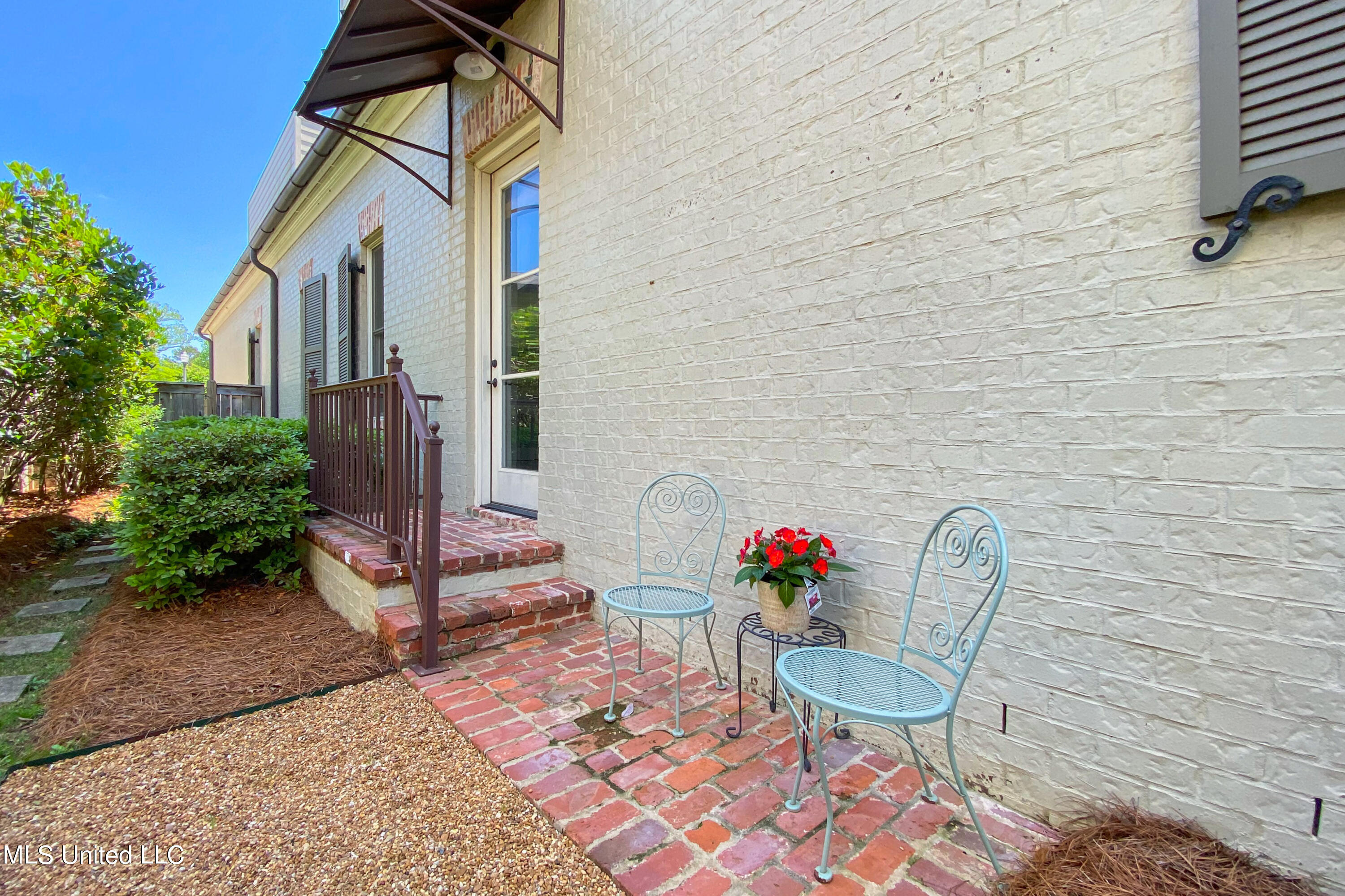 208 Eastpark Street Ridgeland, MS 39157 - Photo 50 of 60 Sitting area