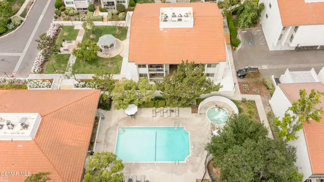 $599,000 | 4720 Park Granada, Unit 212, Calabasas, CA 91302