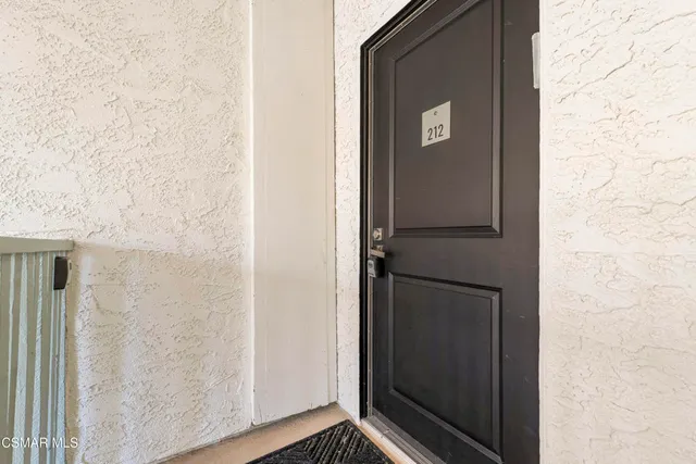 $599,000 | 4720 Park Granada, Unit 212, Calabasas, CA 91302