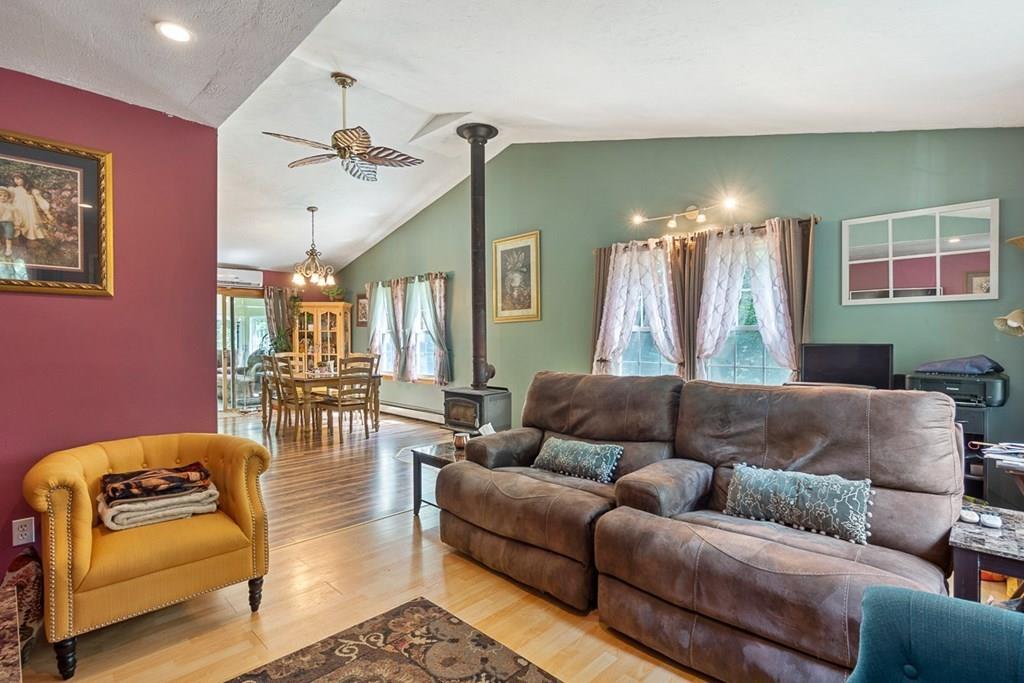 860 Royalston Road Phillipston, MA 01331 - Photo 15 of 40 Gallery Image 15