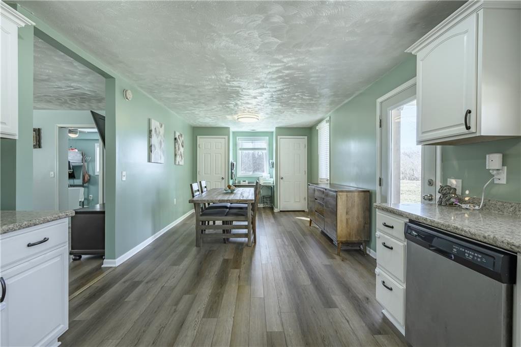 8295 North Baltimore Road Monrovia, IN 46157 - Photo 5 of 47 Gallery Image 5