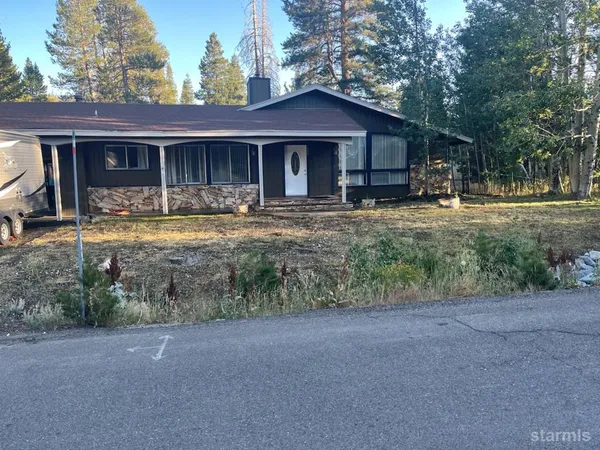 $615,000 | 1246 Country Club Drive, South Lake Tahoe, CA 96150