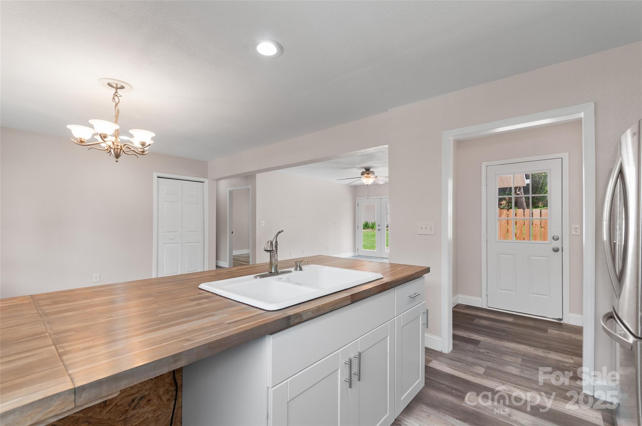 32 Valley Street Canton, NC 28716 - Photo 13 of 28